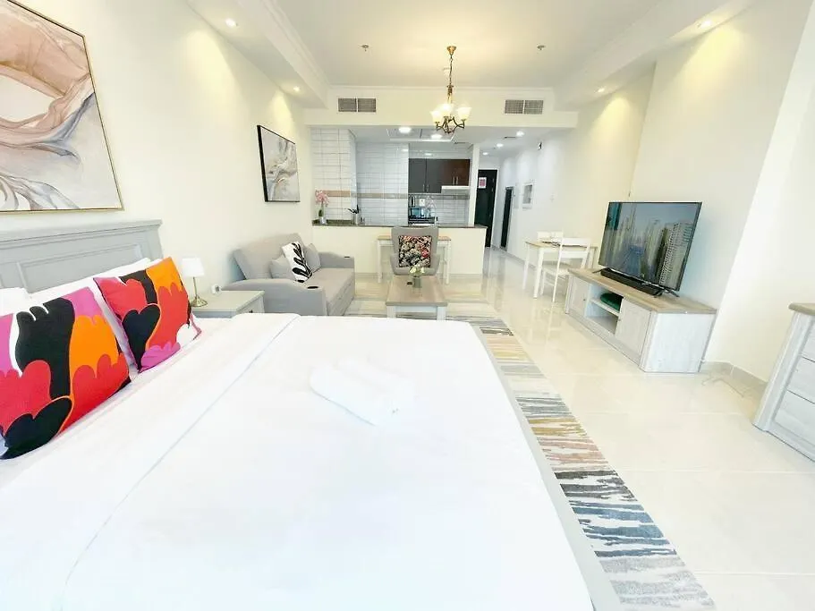 Rh- Beautiful Canal View, Cozy Studio Near Metro Station Dubai Birleşik Arap Emirlikleri