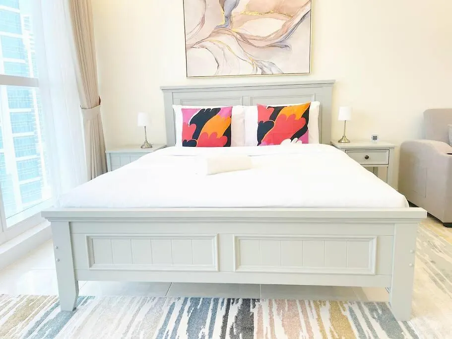 Daire Rh- Beautiful Canal View, Cozy Studio Near Metro Station Dubai Birleşik Arap Emirlikleri
